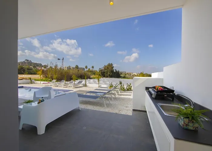 Olivine Pearl * Protaras