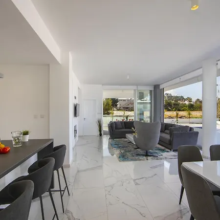 فيلة Olivine Pearl *