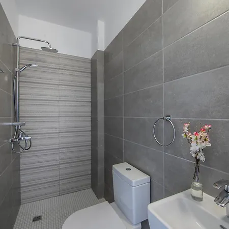 Olivine Pearl * بروتاراس