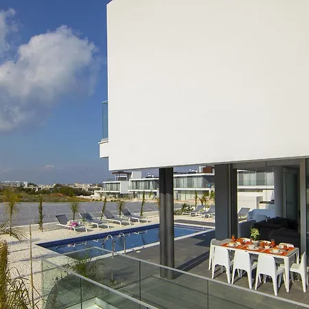 Olivine Pearl * بروتاراس