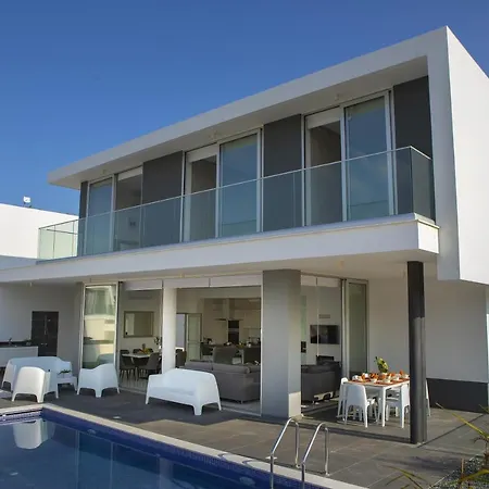 Olivine Pearl بروتاراس