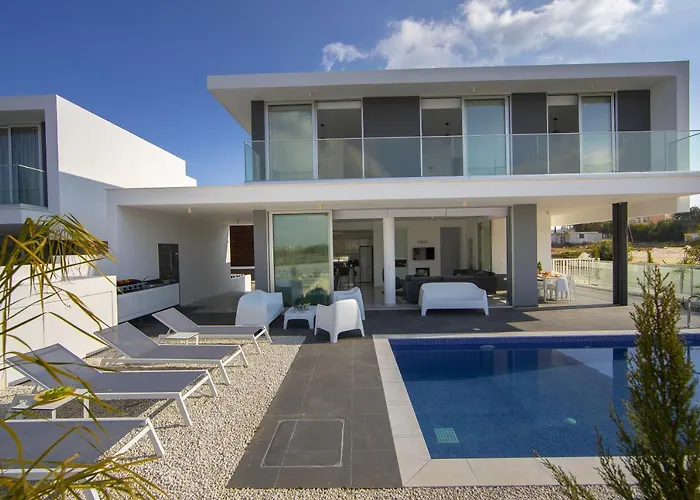 Olivine Pearl Vila *